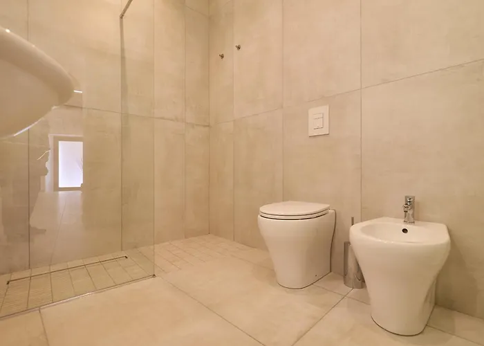 Am 12 - Charming Loft In The Heart Of